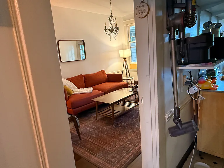 3123 W Franklin St — Photo 23