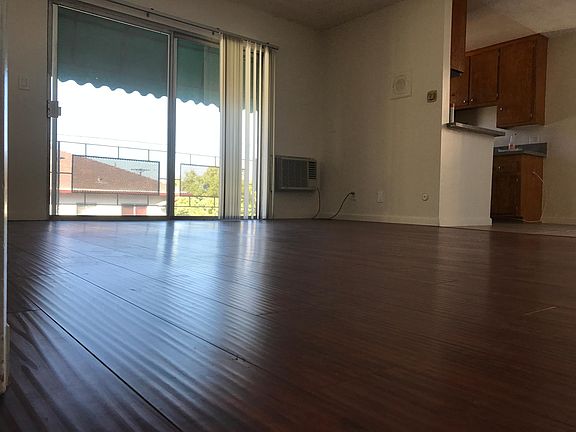 2nd image of 3838 W 8th St APT 10