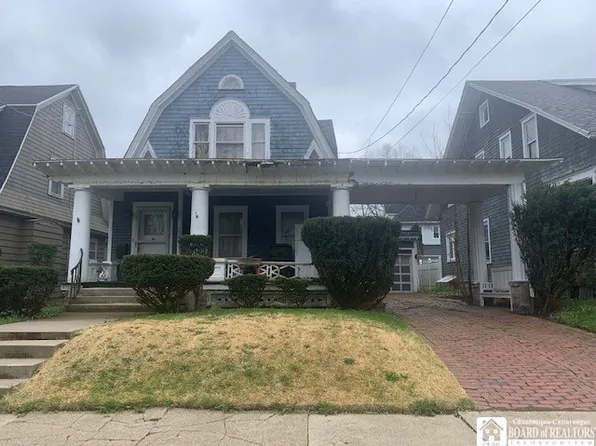 22 Chestnut St, Jamestown, NY 14701