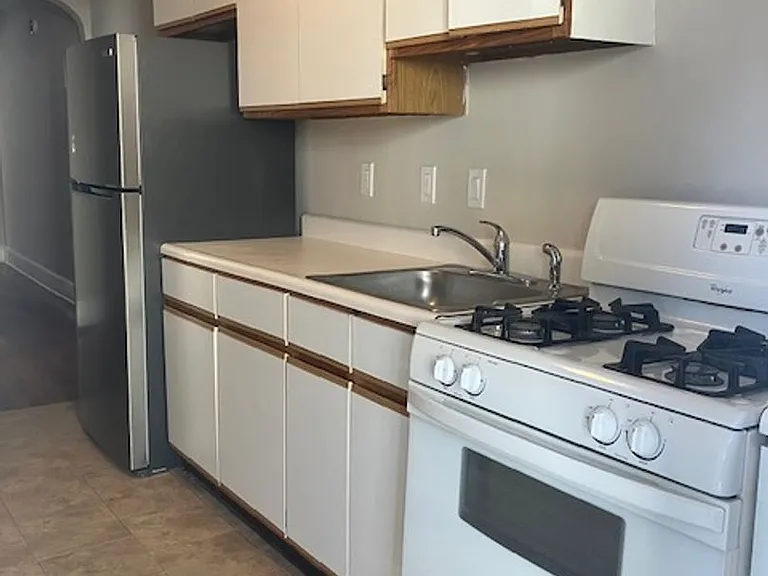2103 Mount Vernon Ave — Photo 11
