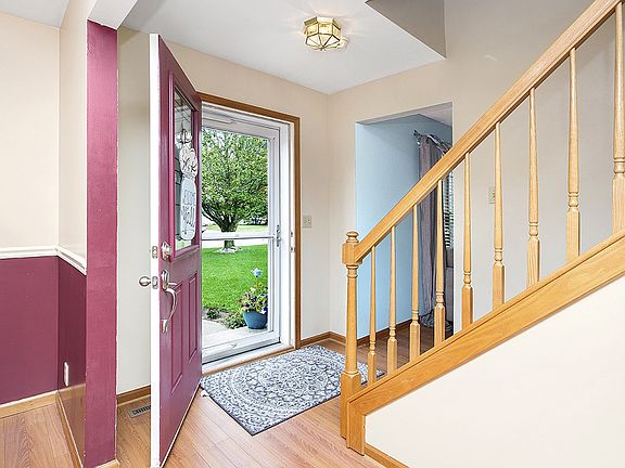 3rd image of 58167 Diener Dr