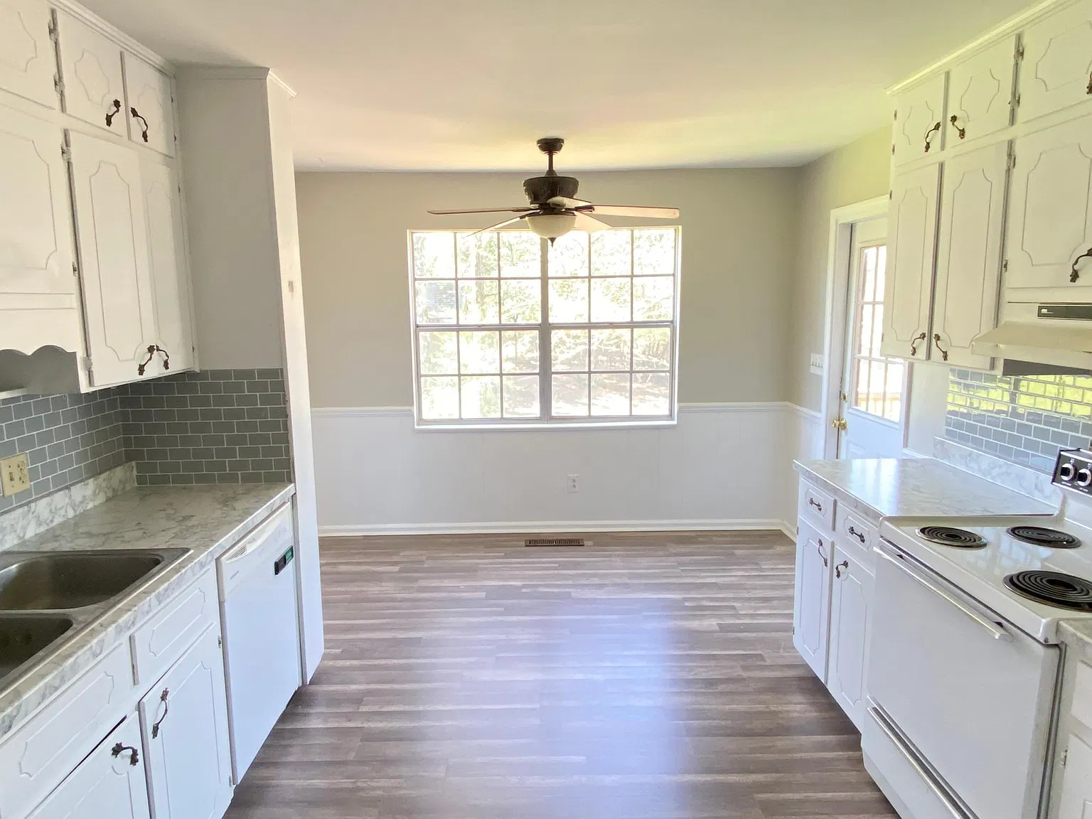 4 bed, 1750 sqft, $2,100 — Photo 4