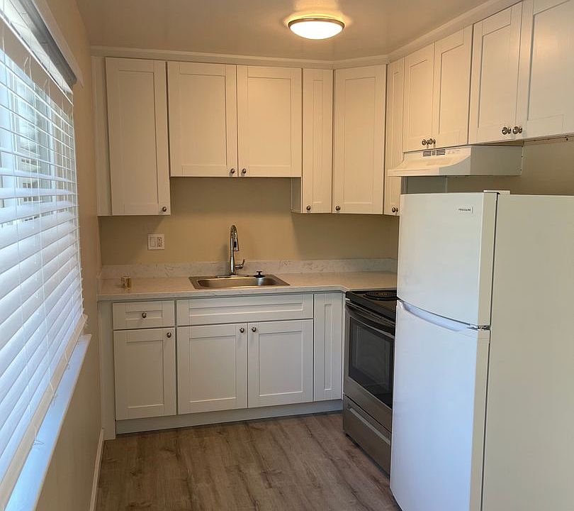 1st image of 824 Deland Ave APT 3