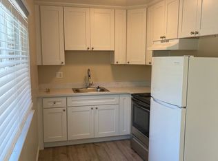 824 Deland Ave APT 3, San Jose, CA 95128