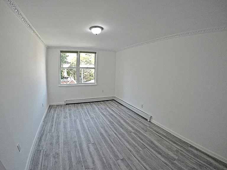 40-24 Aske St #2F — Photo 6