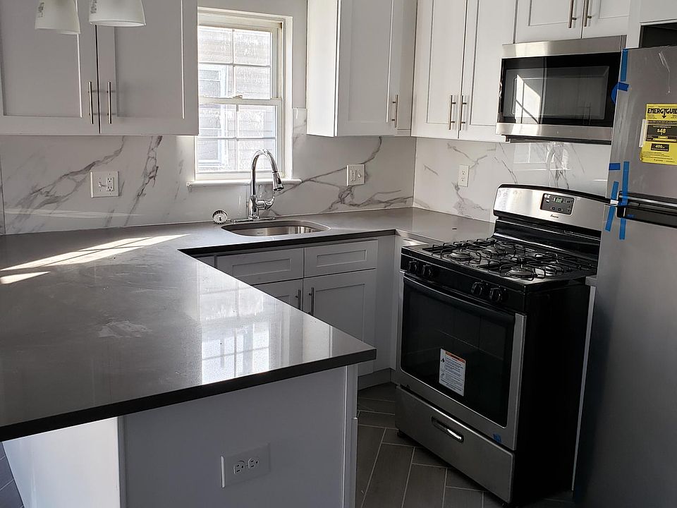 1st image of 493 S 19th St Floor 2