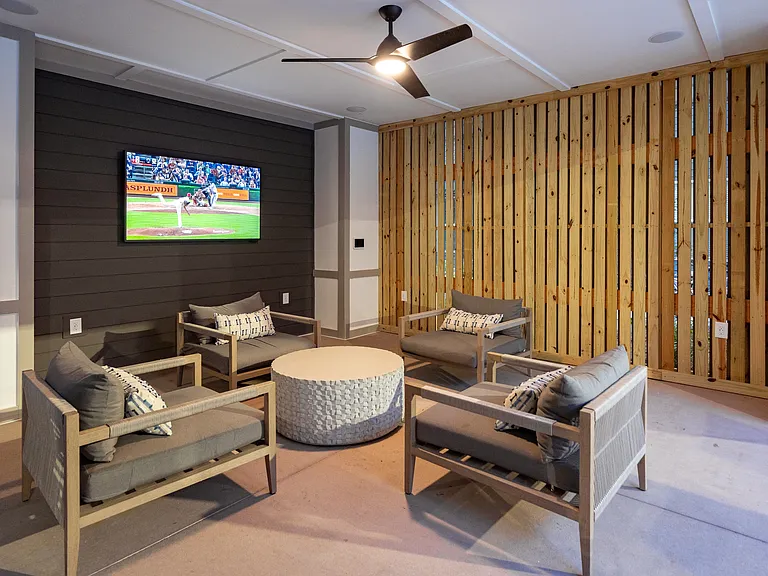 The Dalton by Alta — Photo 34