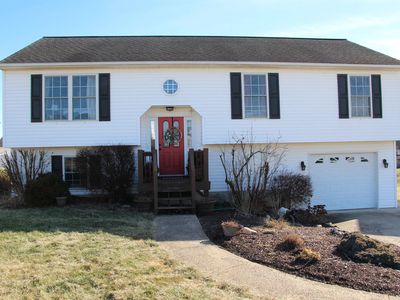 87 Wyer St, Weyers Cave, VA, 24486