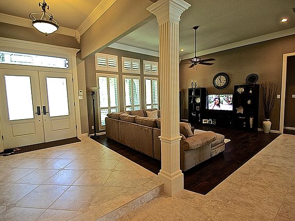 2nd image of 7603 Lincoln Ct