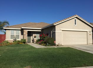 1933 Lemon Ave, Madera, CA 93637