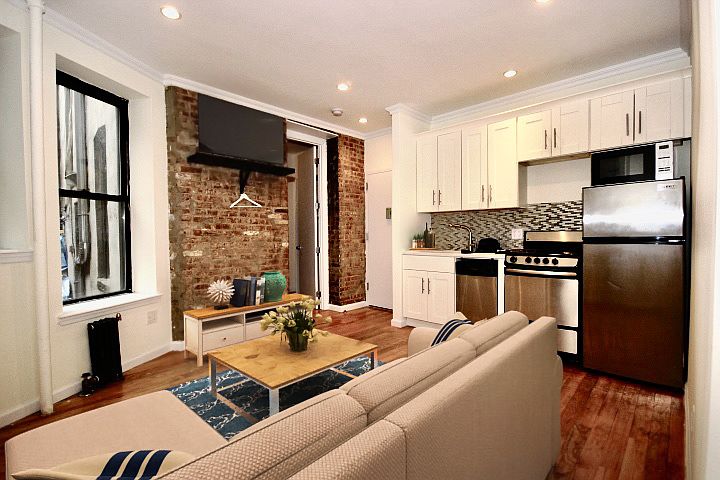 1st image of 157 Suffolk St APT 106