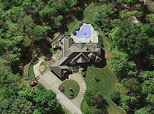 23 Locust Hill Rd, Cincinnati, OH 45245