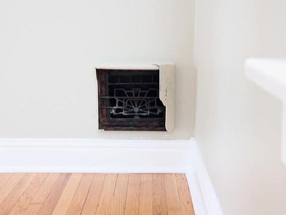 5th image of 5346 Loughborough Ave #A