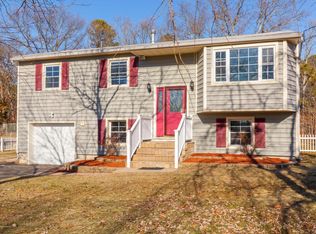 1080 Dell St, Toms River, NJ