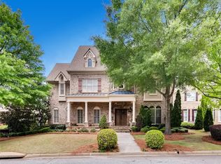 7861 Stratford Ln, Sandy Springs, GA 30350
