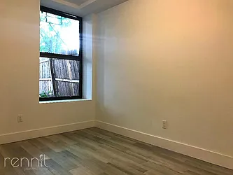 Rented by Rennit Inc.