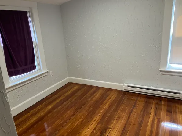 (undisclosed Address), Somerville, MA 02145