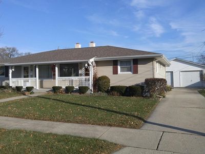 5919 43rd Ave, Kenosha, WI, 53144