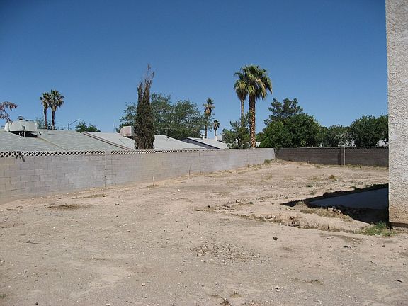2nd image of 6338 Sparrow Ln