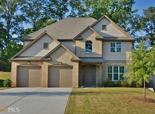 3936 Dunaire Dr, Stone Mountain, GA