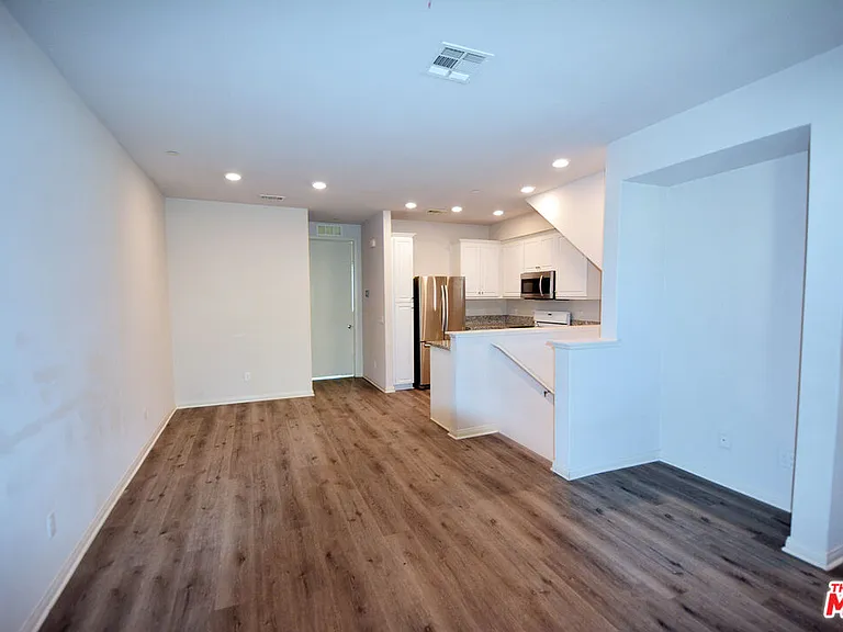 14107 W Birch Ln — Photo 8