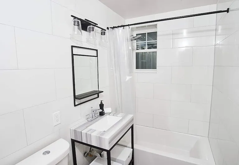 309 4th Ave #101 — Photo 10