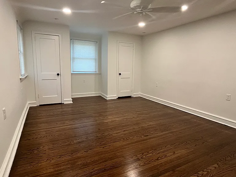 14 Chesney Ln — Photo 2