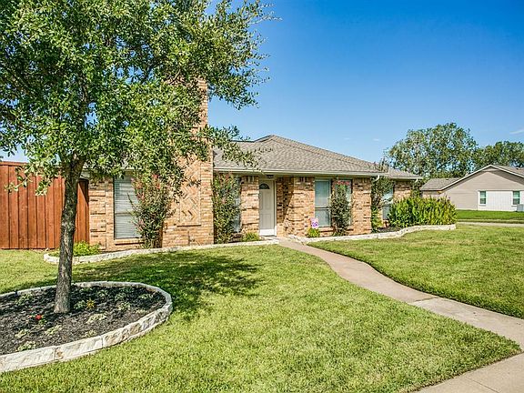 3rd image of 3511 Luallen Dr
