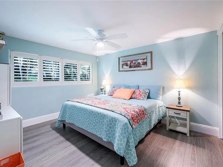 723 Willowhead Dr — Photo 17