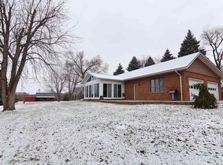 3207 N Emerald Grove Rd, Milton, WI 53563