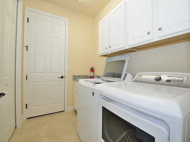 28096 Edenderry Ct — Photo 14