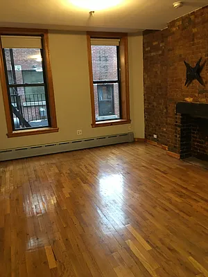 Rented by Peter Meskouris LREB | media 17