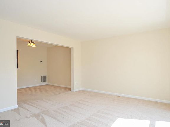 4th image of 6570 Morning Meadow Dr