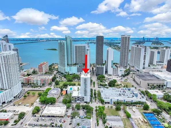 275 NE 18th St APT 306, Miami, FL 33132