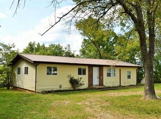 17925 Crown Rd, Dixon, MO 65459