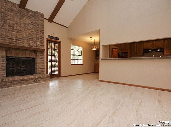 4th image of 4527 Black Hickory Woods St