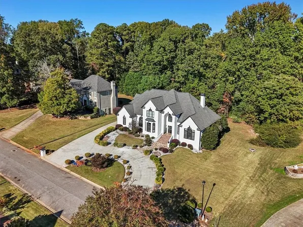 1020 Henry Ter, Lawrenceville, GA 30046