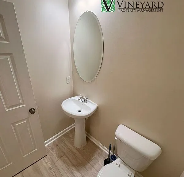 231 Village Square Dr — Photo 10