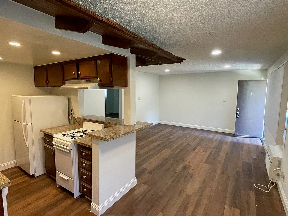Kahlua Apartments