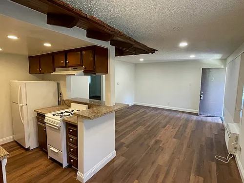 Kahlua Apartments Photo 1