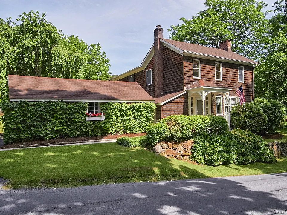 9 Iron Forge Rd