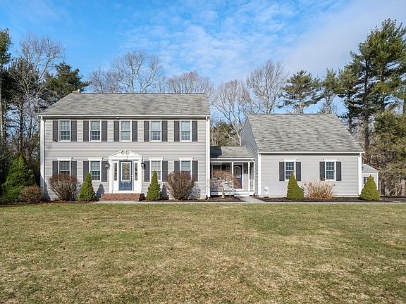 2nd image of 12 Thistle Ln