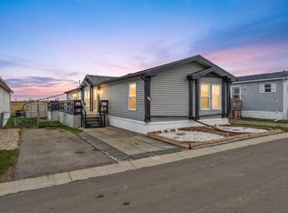 1101 84th St NE #402, Calgary, AB T2A7X2