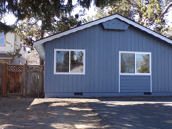 2nd image of 401 SE McKinley Ave #401