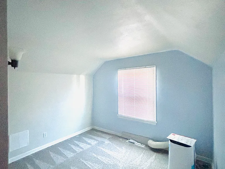 919 Turner Ave — Photo 11