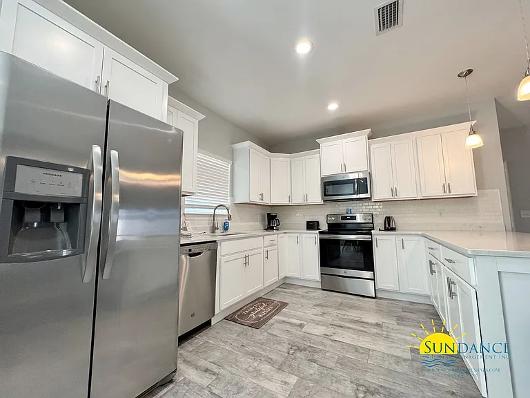 2247 Wind Trace Rd N — Photo 5