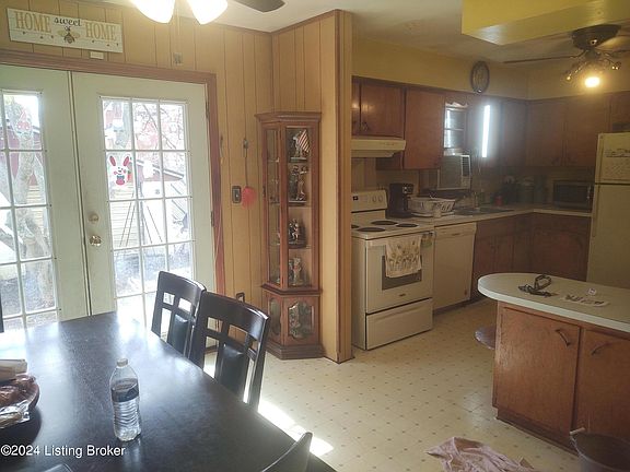 5th image of 6314 Morning Glory Ln