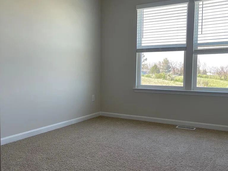 151 Tigney Dr — Photo 32