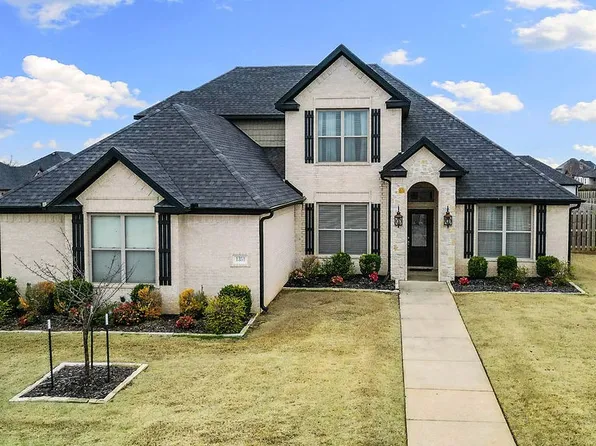 1351 Little Osage Ln, Bentonville, AR 72712