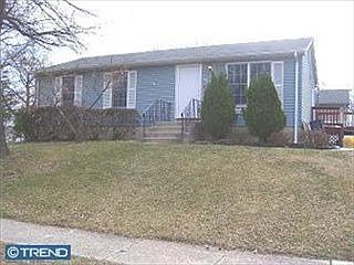 2nd image of 524 Princeton Ave